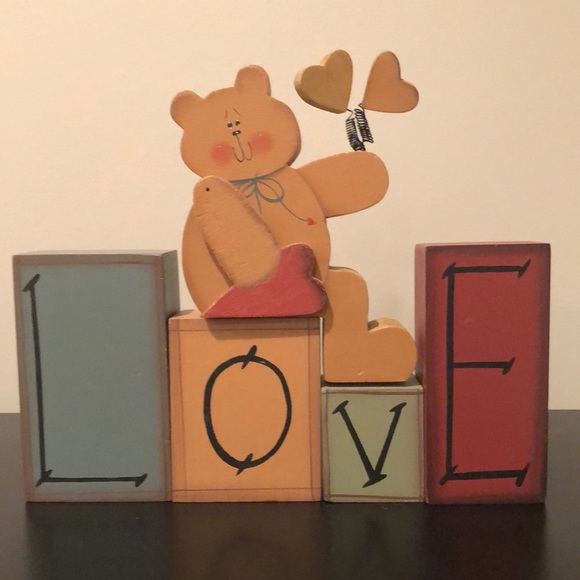 Other - Wooden Love sign with sitting bear